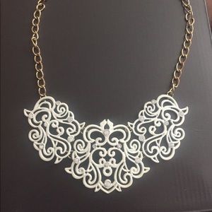 🌷Unique statement necklace
